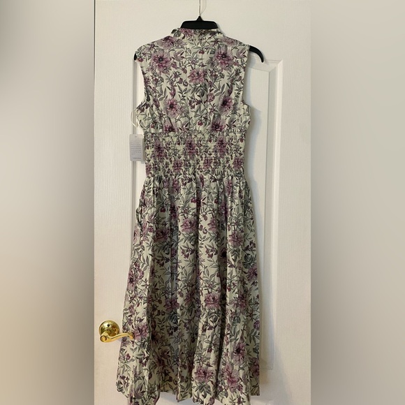 Edgartown Sleeveless Cotton Fit & Flare Dress
STITCHDROP - Picture 3 of 3